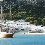Nautilus & * Olbia