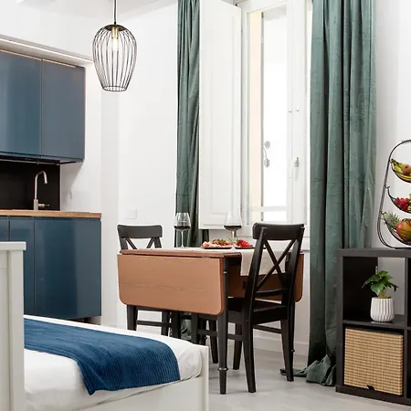 Nautilus & Homestay